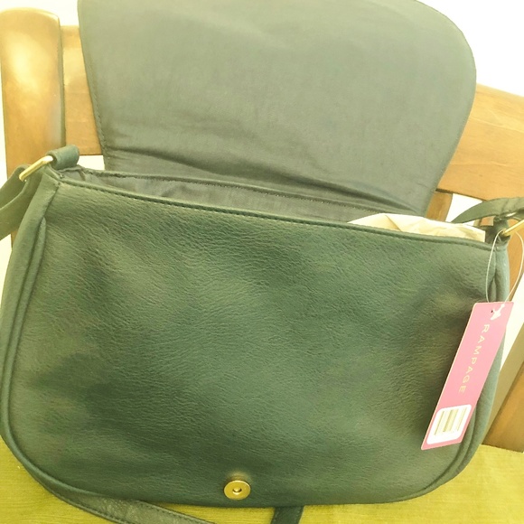 🌼 Rampage Versatile Crossbody Handbag 🌼 - Picture 6 of 7